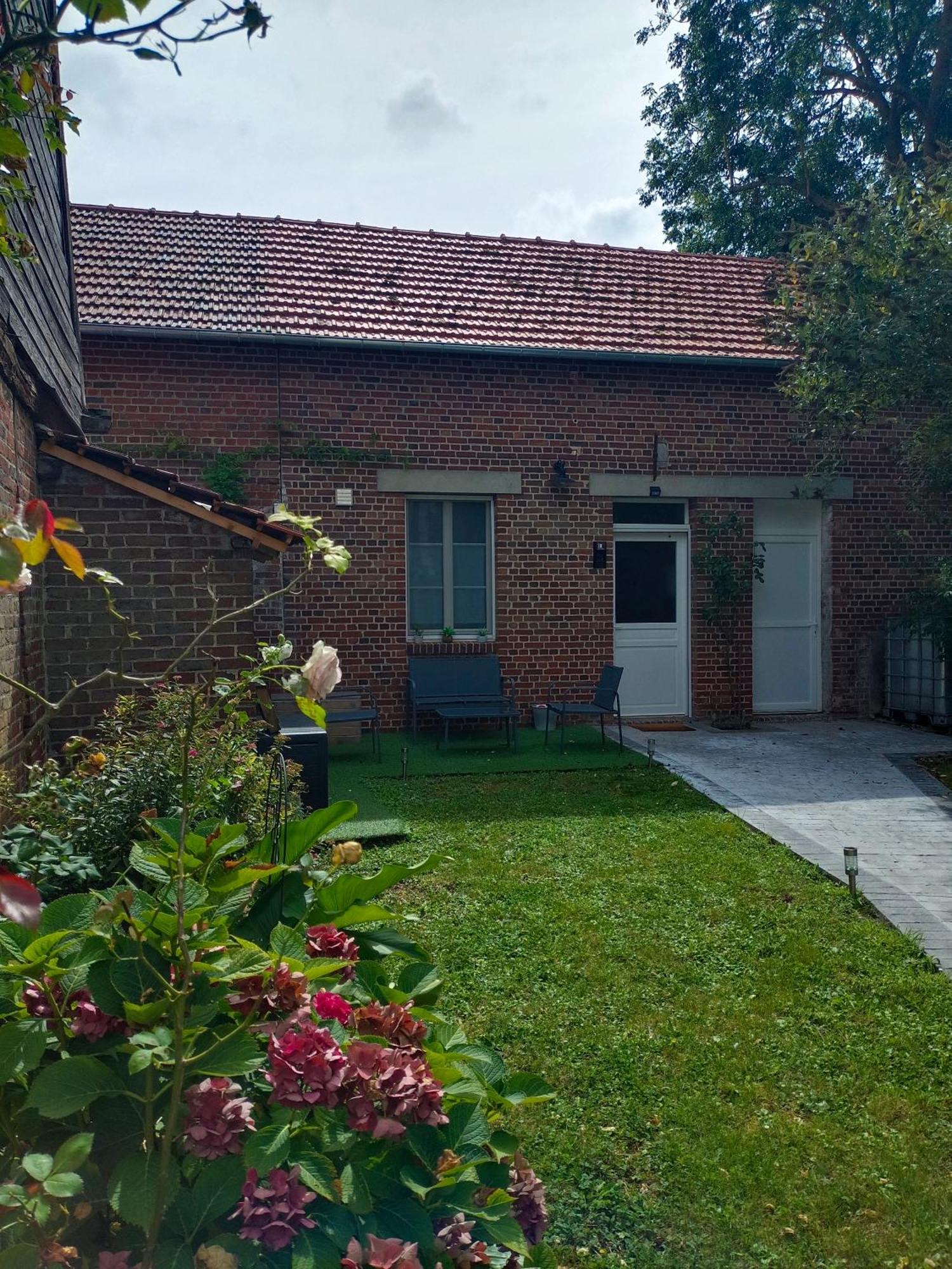 Au 112 Maison D'Hotes Estrees-Saint-Denis エクステリア 写真